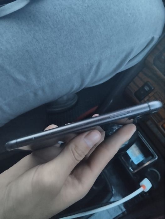 iPhone 11 в отличном состояние