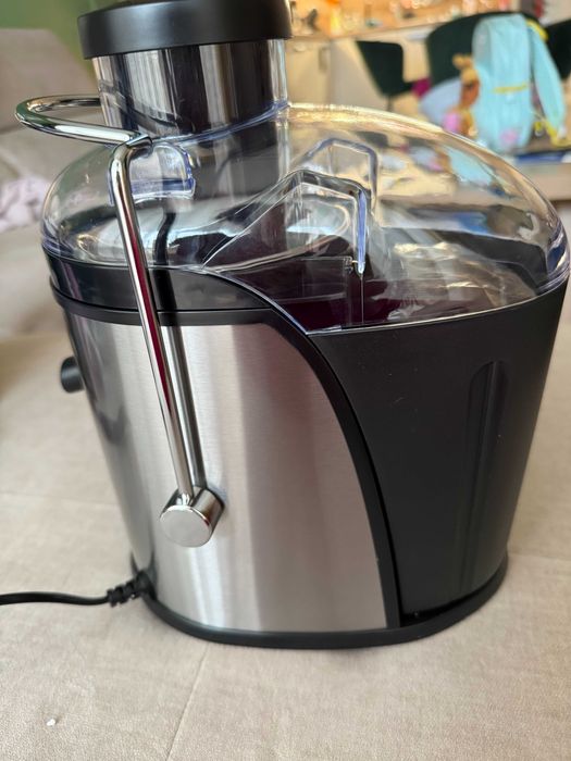 Сокоизстисквачка Sencor SJE741SS