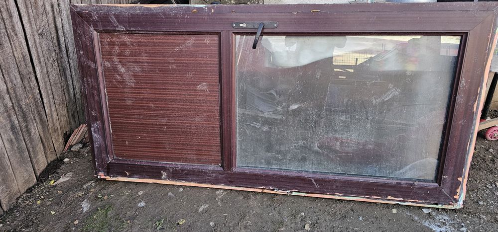 Vand usi de termopan folosite