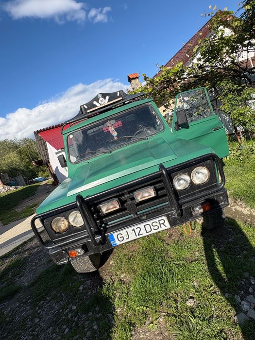 vând ari camionetă