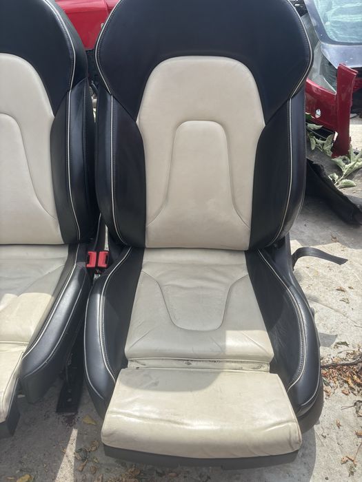 Interior s line bi color audi a5 a4 full electric europa