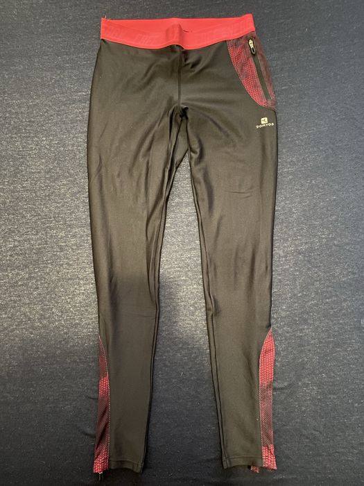 Дамски спортен комплект