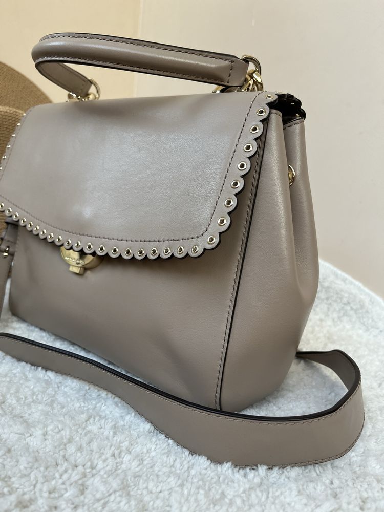Guess Liu jo Michael kors чанта модел Ava от естествена кожа