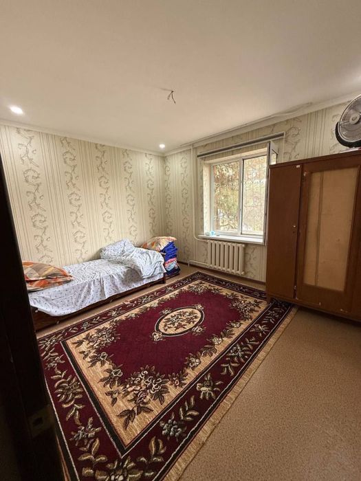 Продается квартира Юнусобад18 2 комнатная