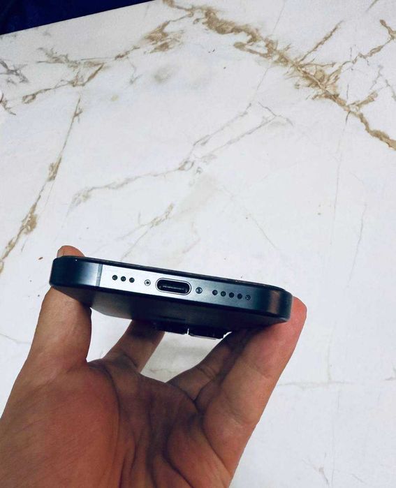 Iphone 15 Pro 128 GB Ideal holat