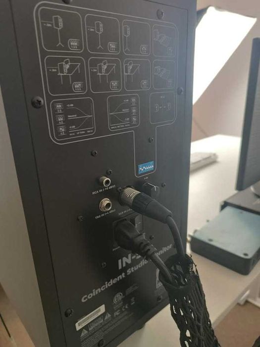 Monitoare de studio Kali Audio IN-5 + ISO 155