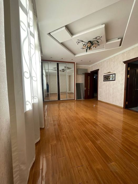 Элитный Габус 3/2/7 улица Тарас Шевченко Ор-р Айриш Паб