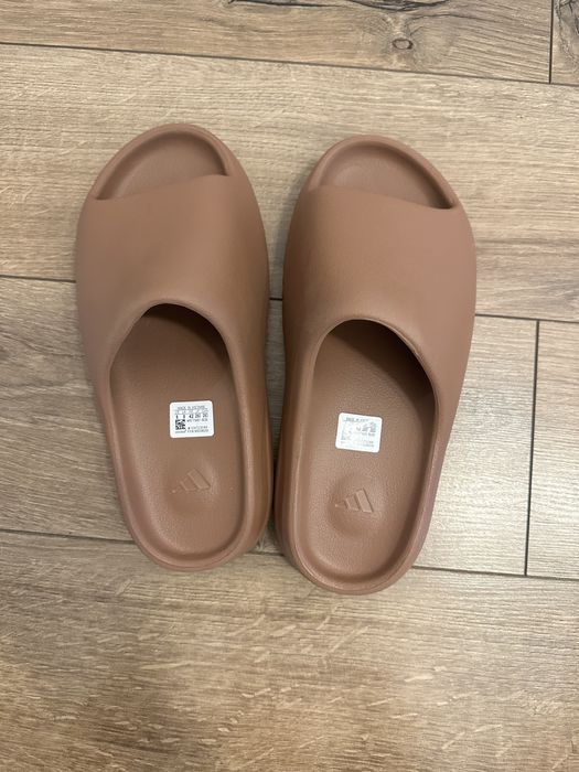 Adidas Yeezy Slide