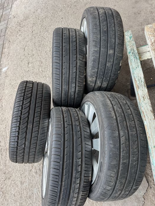 Срочна продам летный 215/45/17