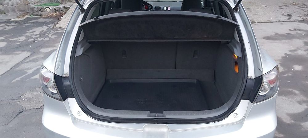 Vând mazda 3 2009