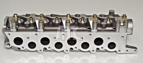 CHIULASA ECHIPATA CU AX CAME SI CU SUPAPELE IESITE IN AFARA PAJERO H1 2.5 TD MD109736