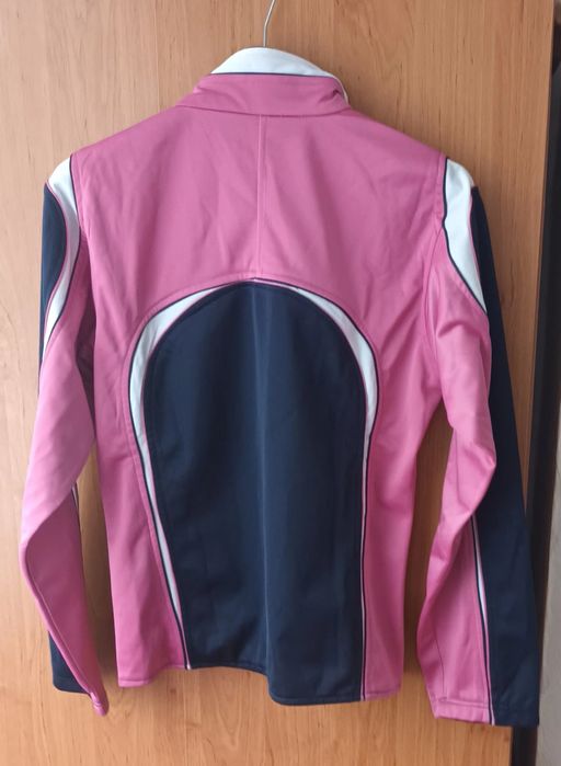 Дамски спортни екипи