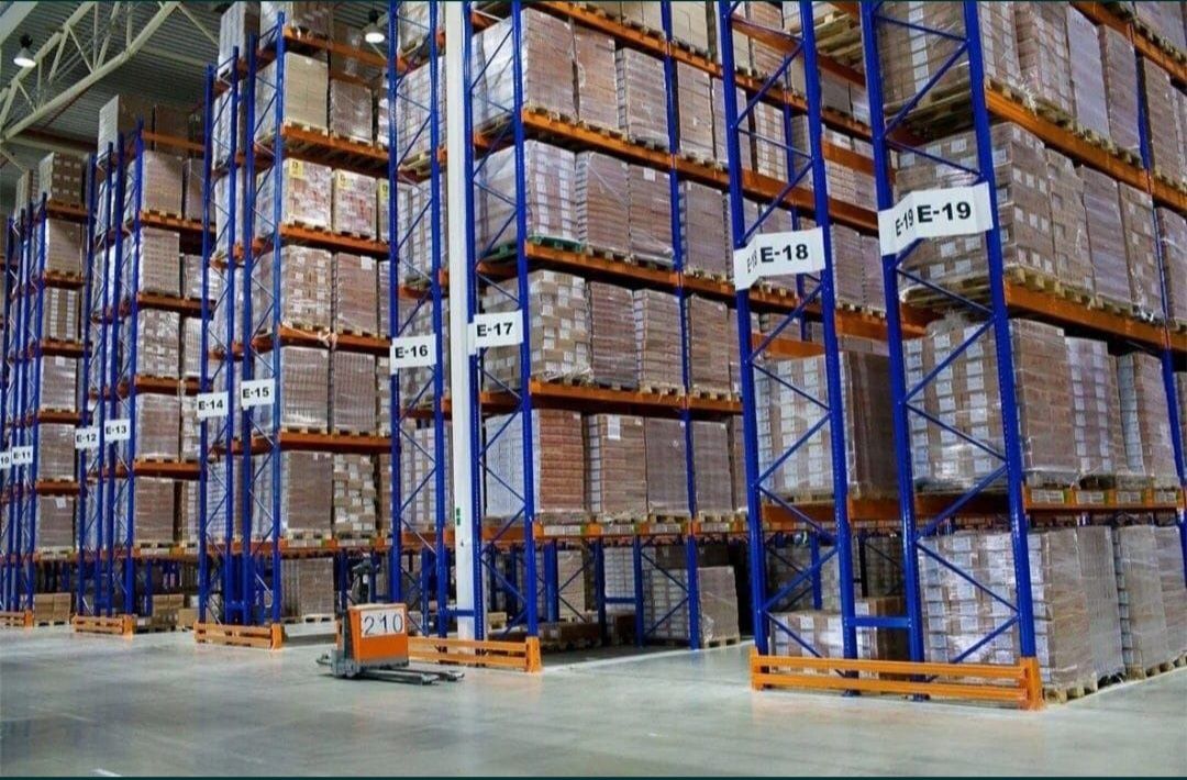 Rafturi metalice industriale