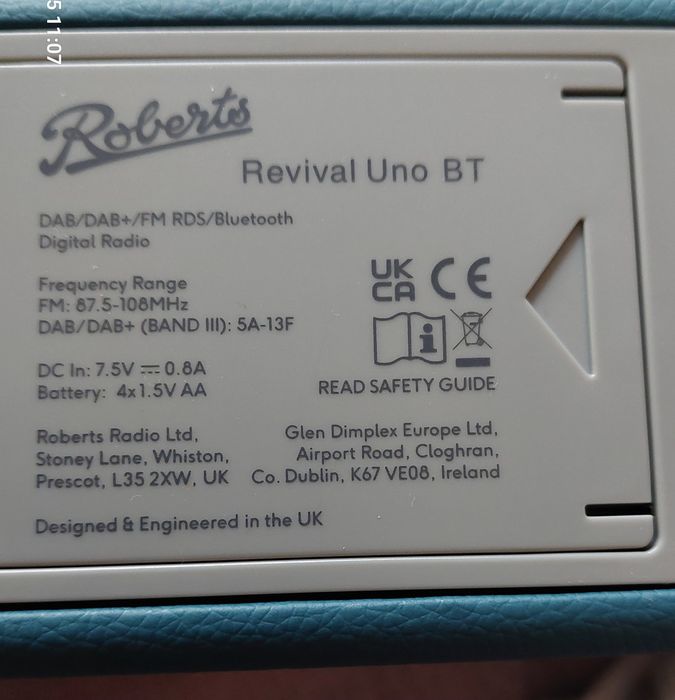 Boxa portabila cu radio marca Robrets
