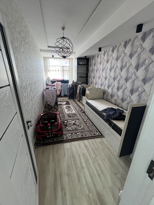 Срочно сдаётся Своя 4х комнатная кв