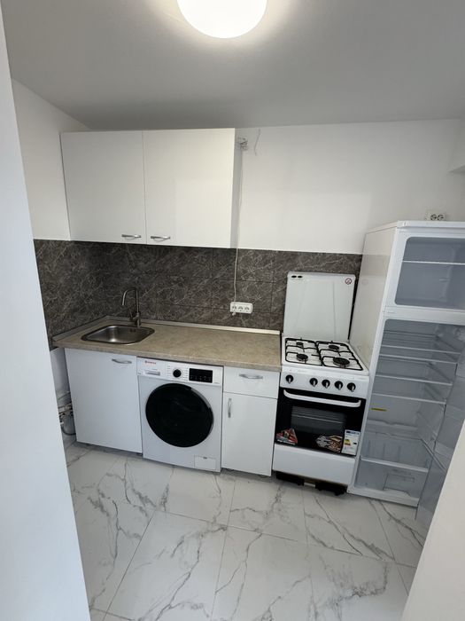 Inchiriere garsoniera Piata Gorjului - Cernisoara - 3 mim metrou