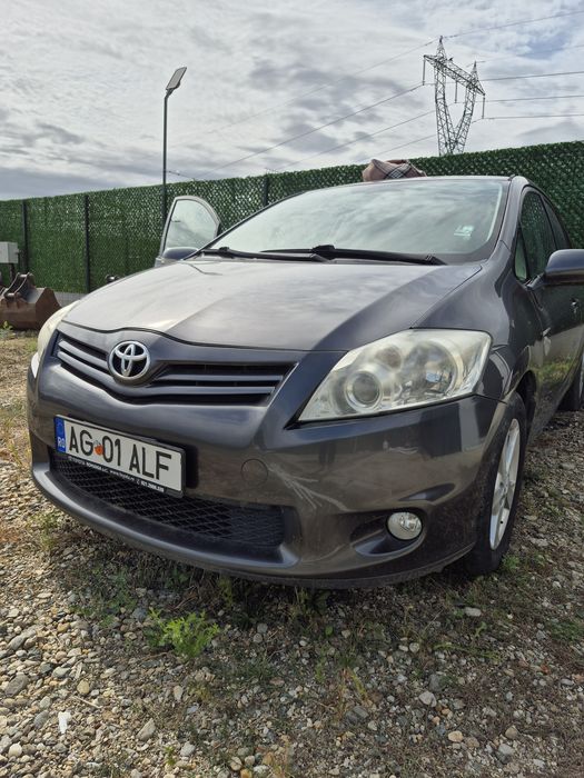 Se vinde Toyota Auris