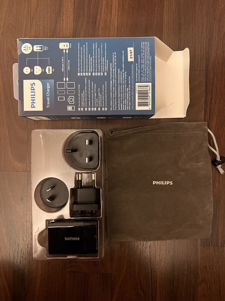 Încarcător USB si USB-C Philips cu adaptor priza UK, USA, etc. NOU