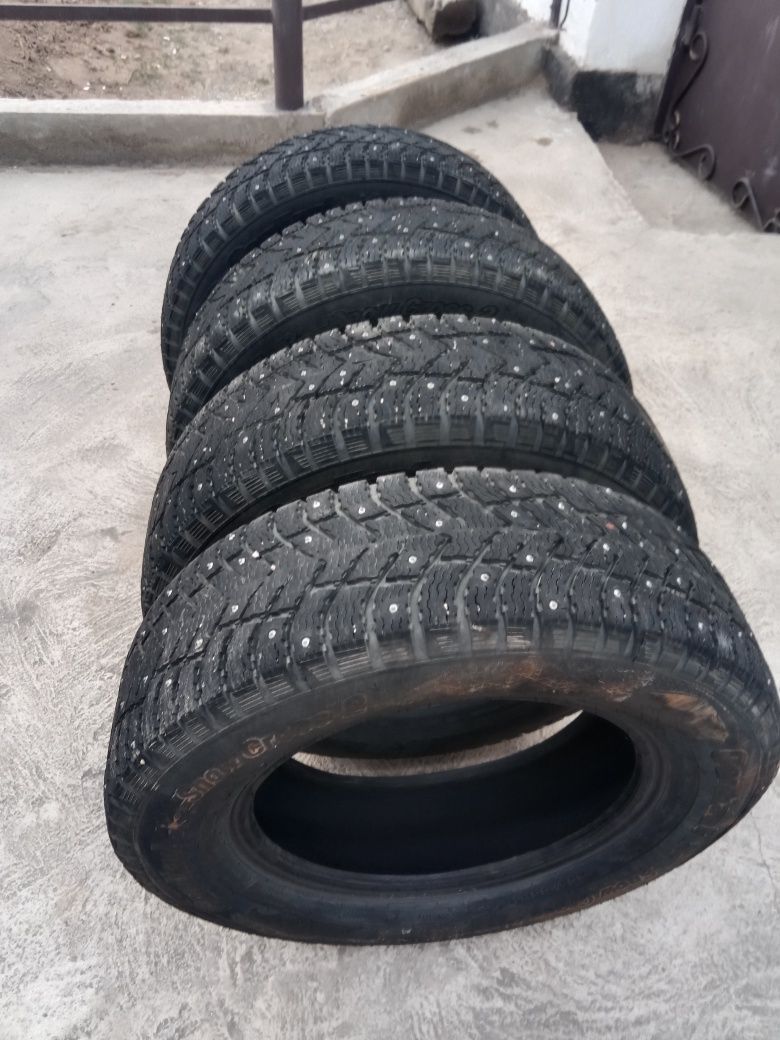 Продам колесы 205/65 R15