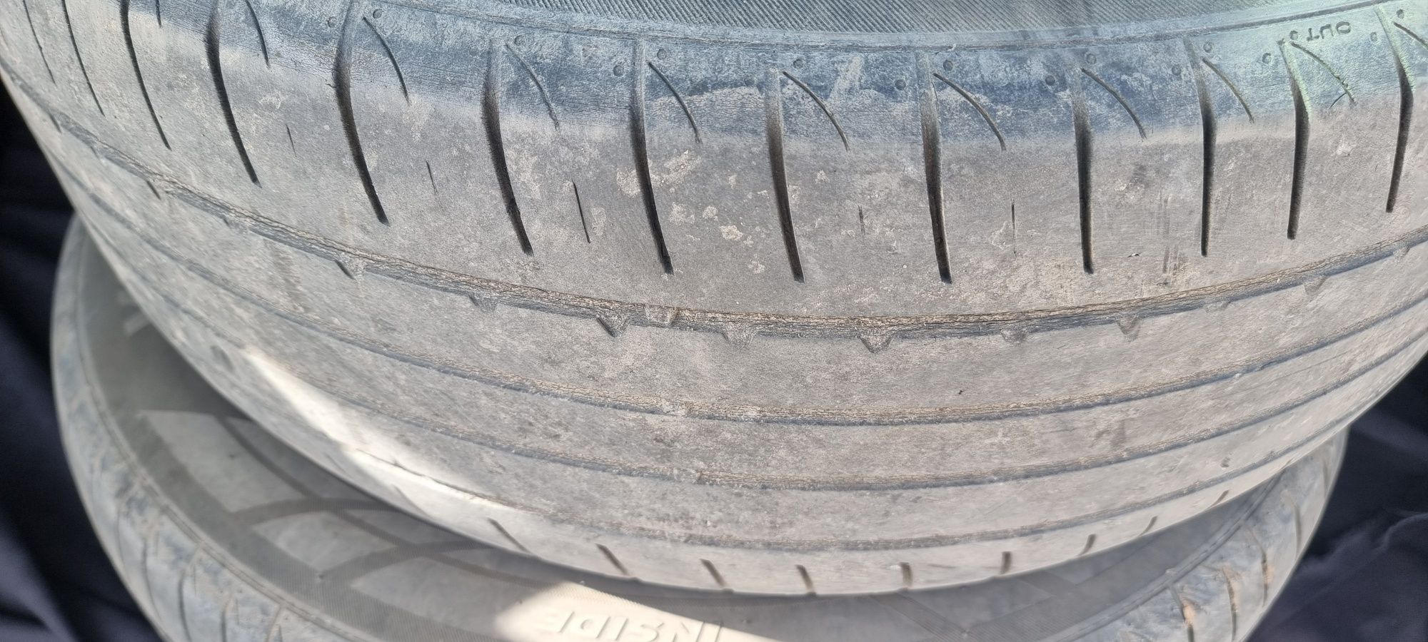 Продам шины б/у Hankook,  размер 225/60/17
