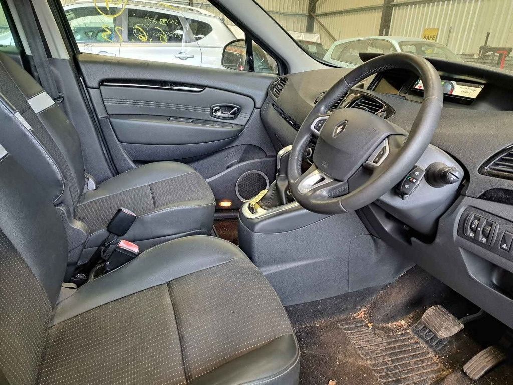 Armatura bara spate Renault Scenic 3 2011 MONOVOLUM 1.5 dCI