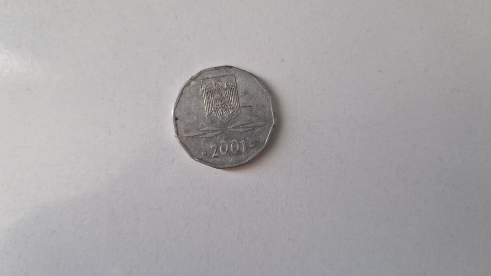 Bani vechi cu eclipsa și moneda de 5000 lei