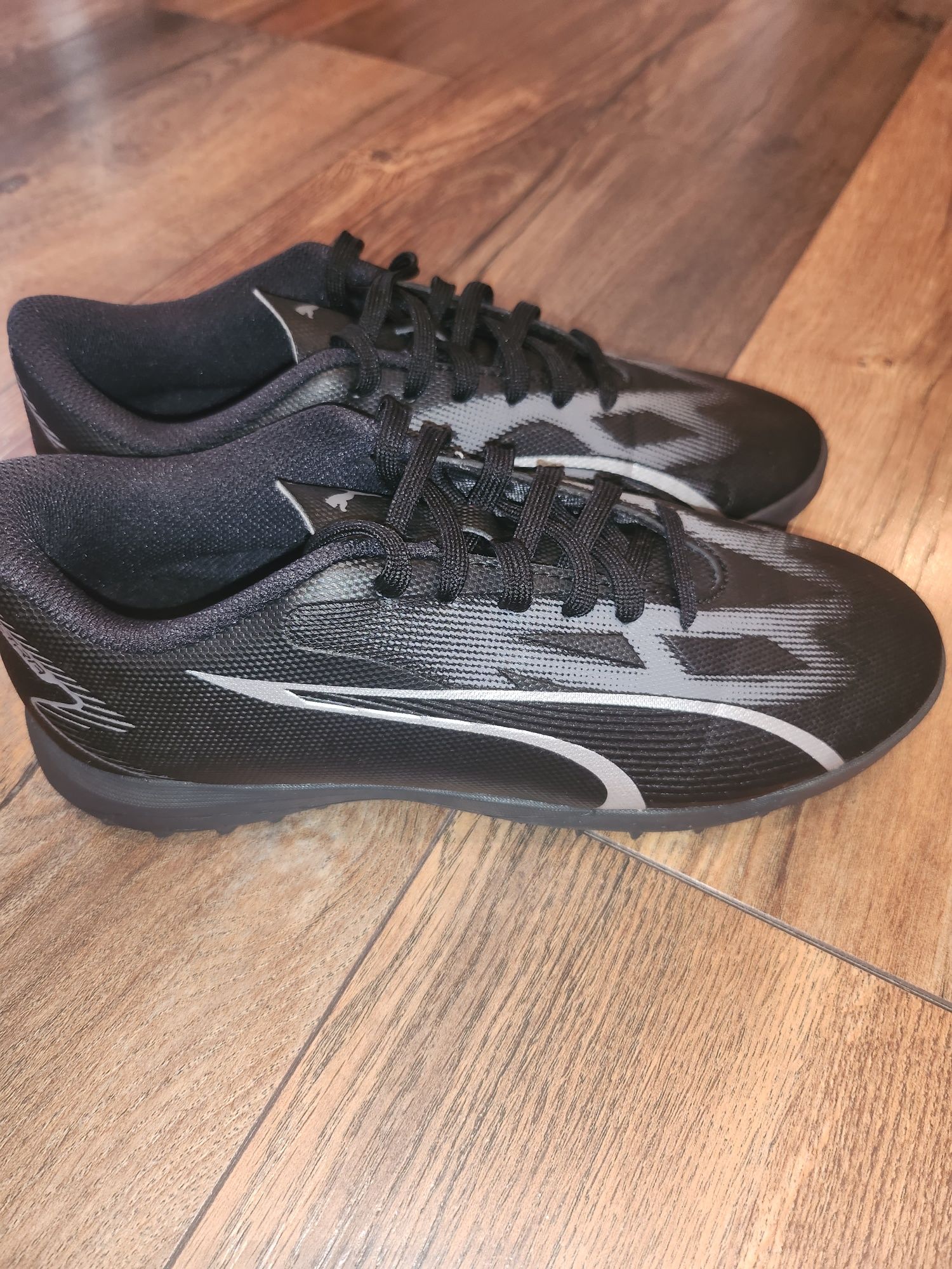 Футболни обувки Puma 36