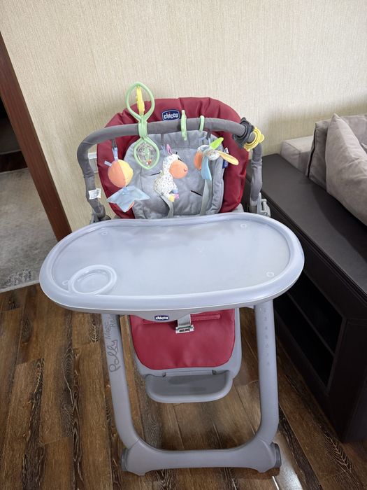 Детский стульчик Chicco для кормления