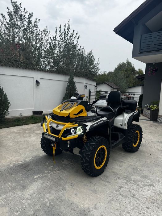 Can am Outlander 1000(numar negru)
