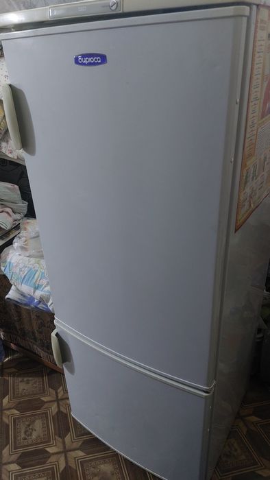 Продаётся Холодильник Бирюса