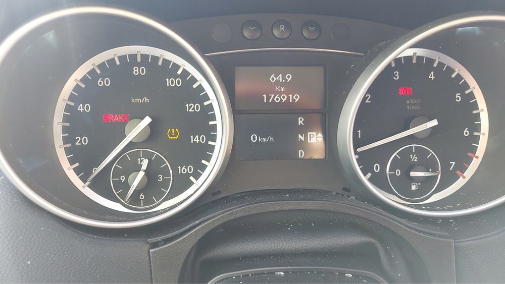 На части :Mercedes Gl 2011 facelift AMG пакет