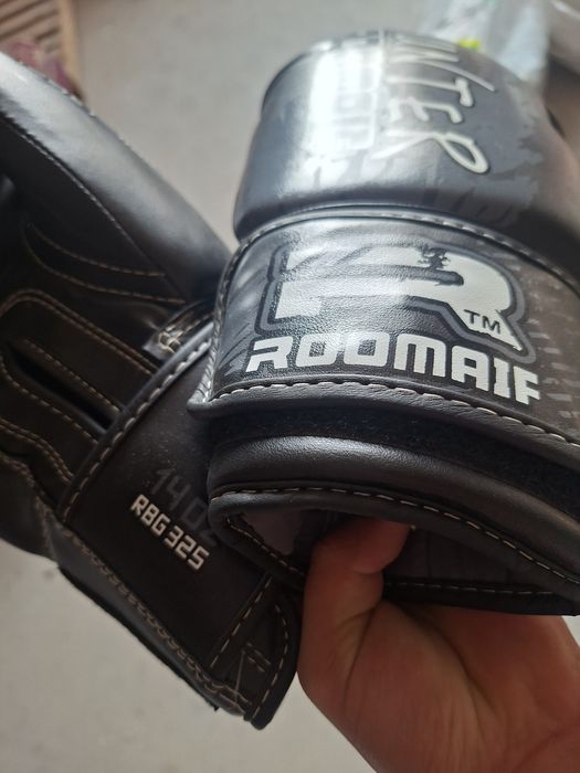 Продам боксерские перчатки