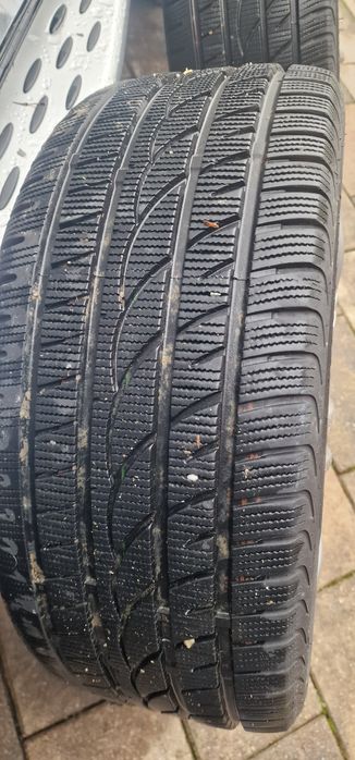 Jante cu anvelope iarna 225 45 r17