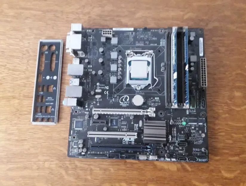 Placa baza ASUS cs-b q87 socket LGA1150 ,4 slot ram ,Suport i3, i5, i7