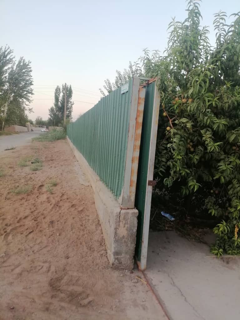 Uy sotiladi xamma qulayliklariga ega