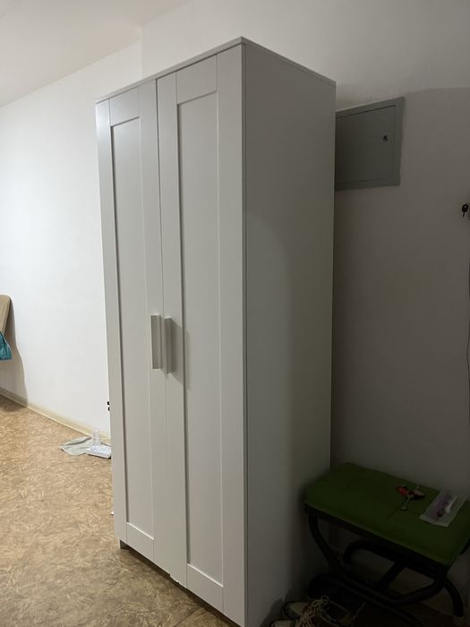 Распашной шкаф IKEA 78x190х50 см, белый