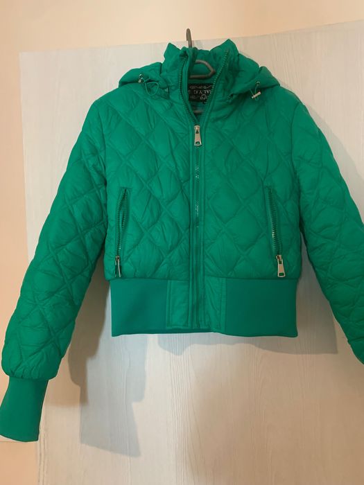 Ново, много свежо и красиво яке.