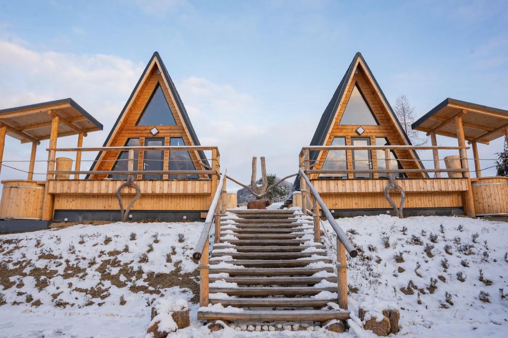 Cabane A frame de inchiriat - ciubăr - foisor incalzit