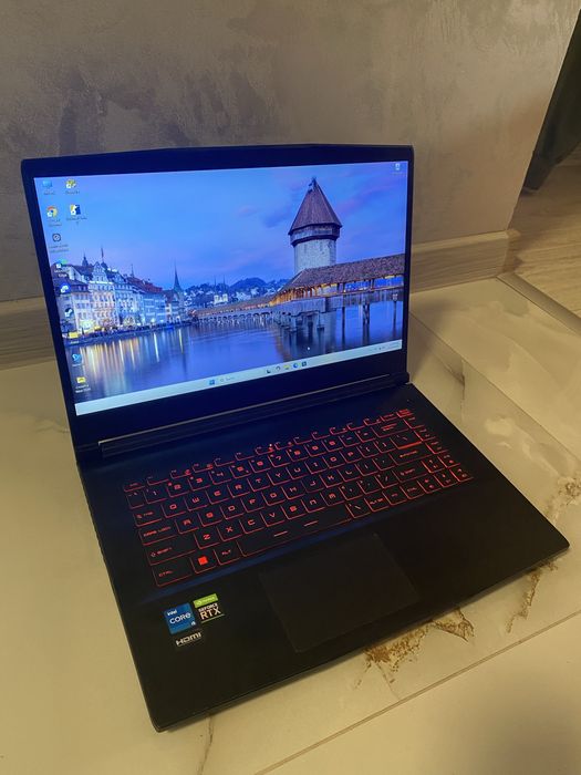 Laptop gaming msi aproape nou!