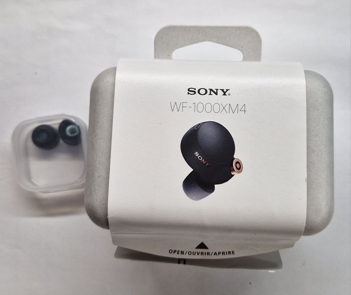 Продавам слушалки Sony wf-1000xm4