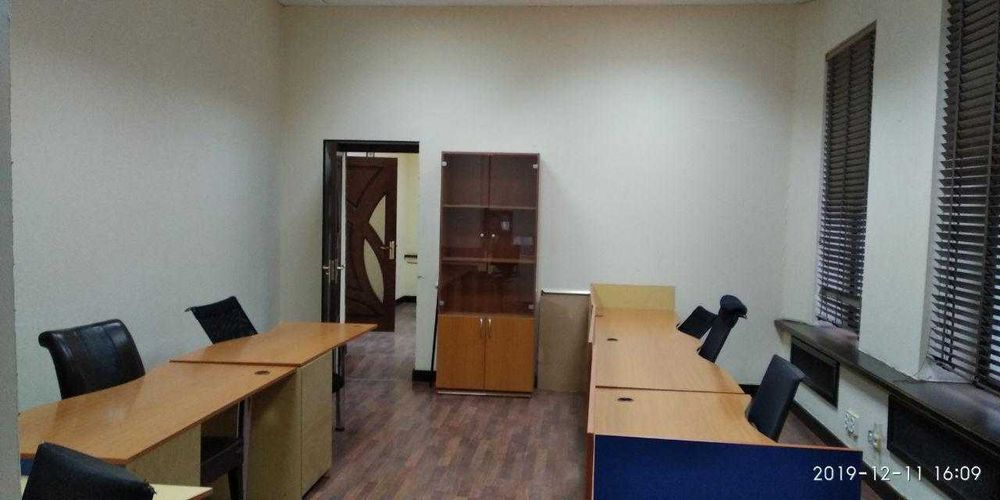 Сдается офис в Мирзо Улугбекском районе (Ц-2)