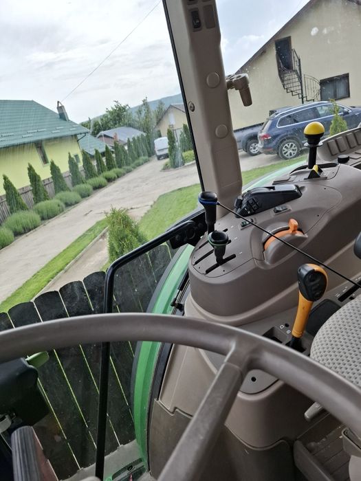 Vând tractor john deere 6115mc