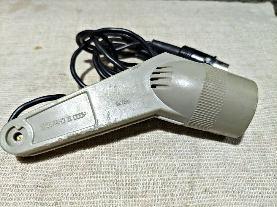 Колекционерски микрофон "Октава" МД-200-IIIA-L,1978 година.