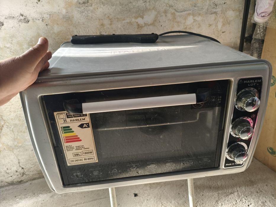 Печка духовка б у в хорошем состоянии