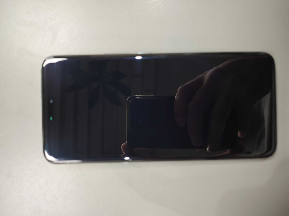 Honor Magic 6 Pro – мострен