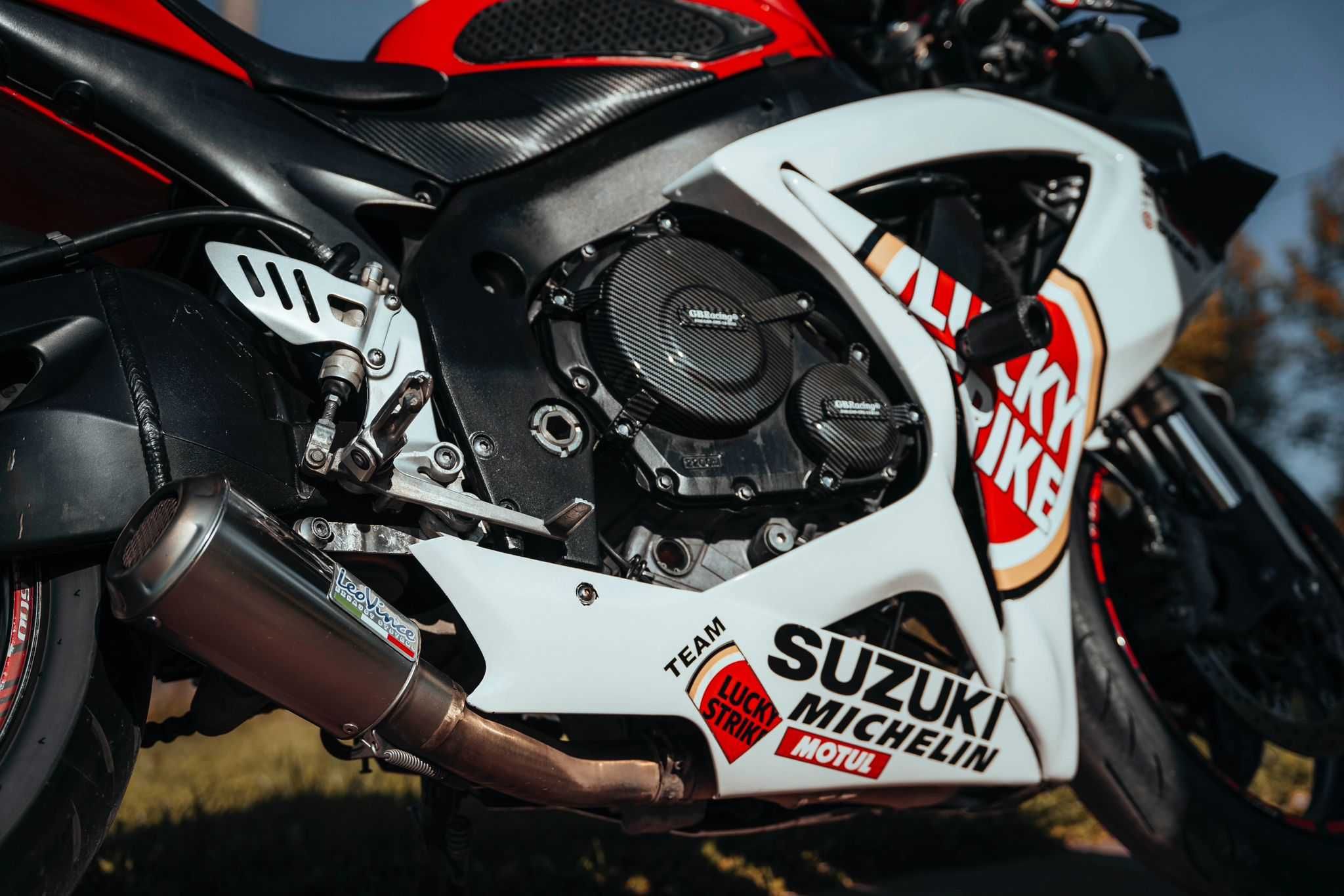Vand Suzuki GSXR 600 K7