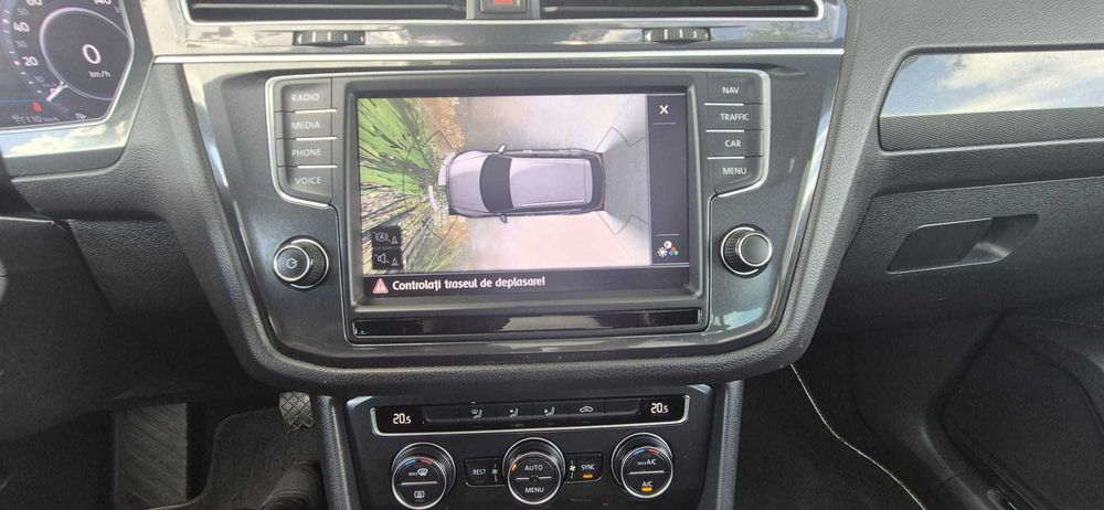 Volkswagen Tiguan CARAT Highline DSG Full LED, Cameră 360, Trapă, Navi