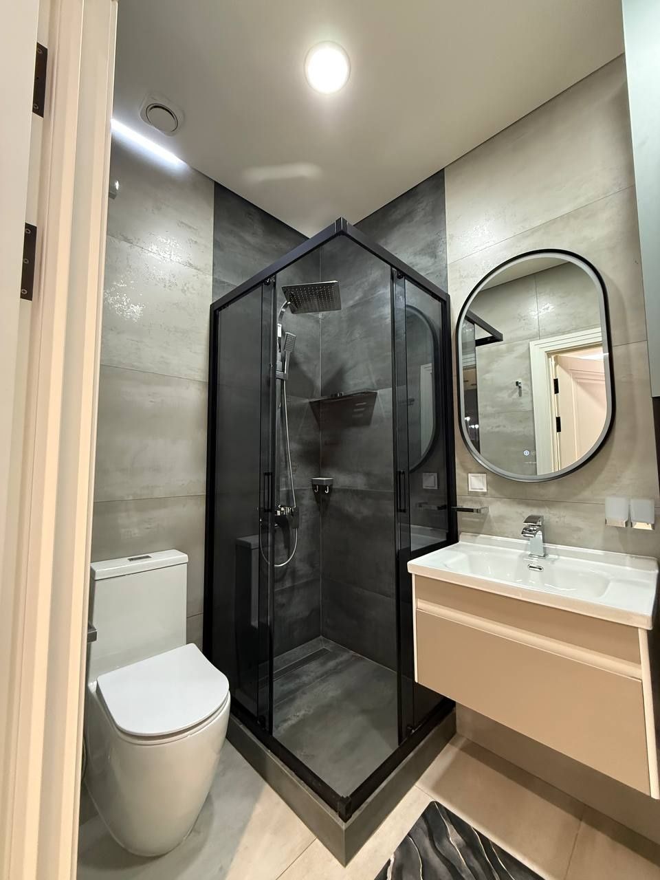 Продаётся 2 комнатная 50кв² квартира ЖК Akay City,Дархан,Хамид Алимджа
