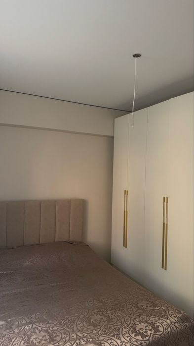 Спальный гарнитур,шкаф и кровать