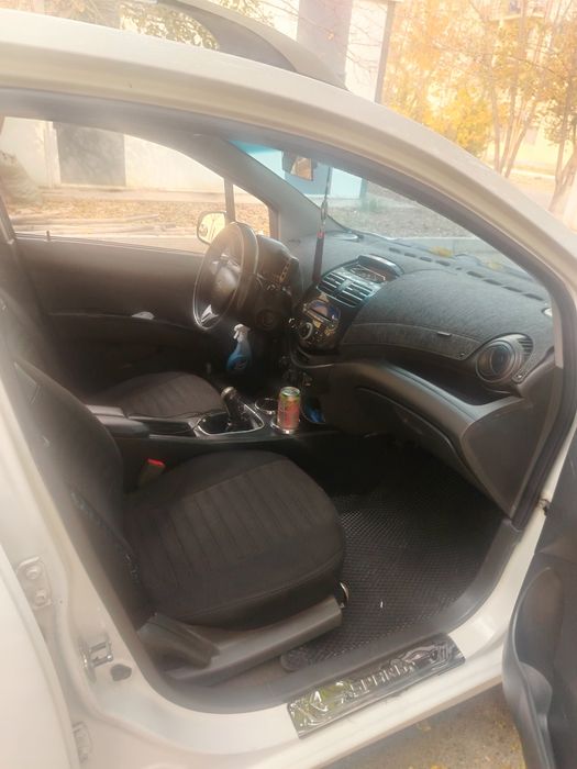 Спарк 2013 (Срочна) сотилади